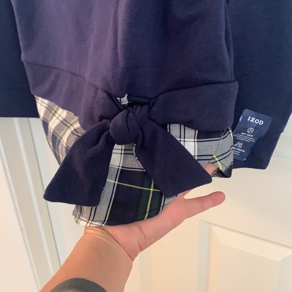 IZOD Women's Long Sleeve Tie-Front Sweatshirt - Picture 3 of 9